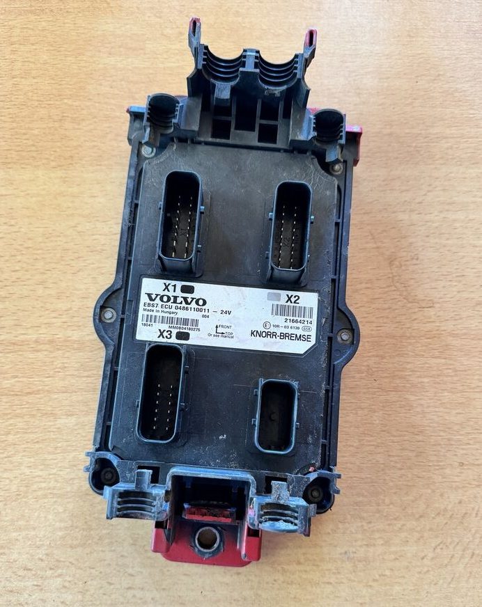 Módulo EBS7 Knorr-Bremse Volvo FH 540 referência 21664214