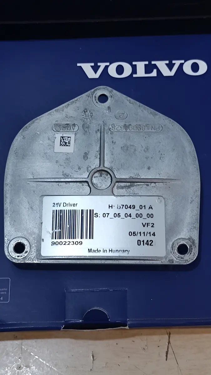 Módulo de farol Volvo 21V driver referência 90022309 original